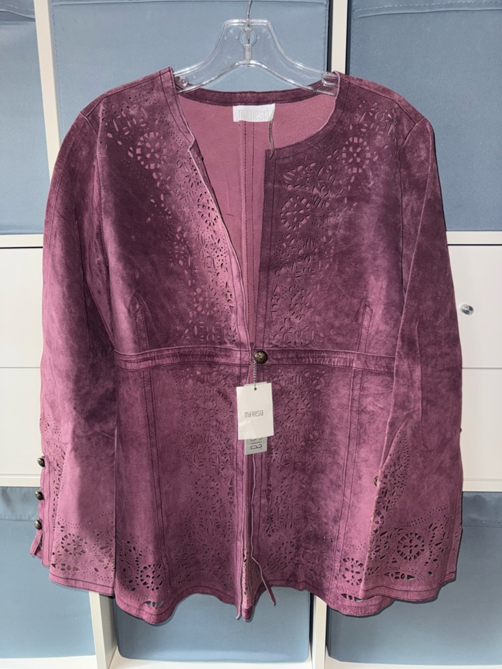 Mifresia Women's Purple Lightweight & Soft 
Suede Laser-Cut Jacket size 8